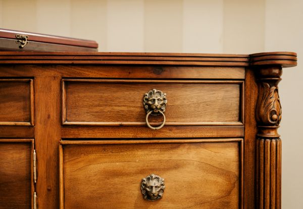 Dresser Disposal in Upper Marlboro